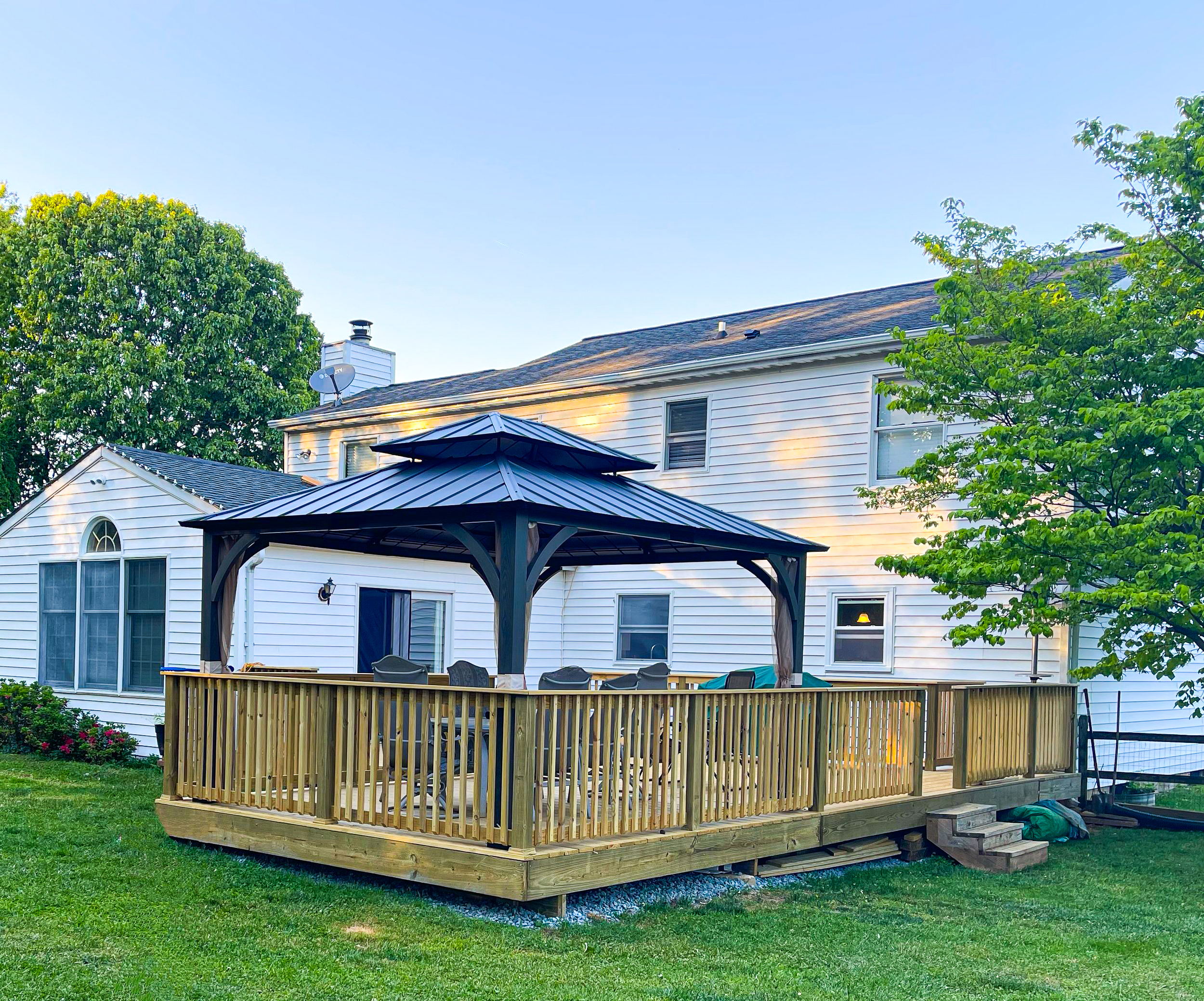 Completed deck with gazebo, Diodato Construction
